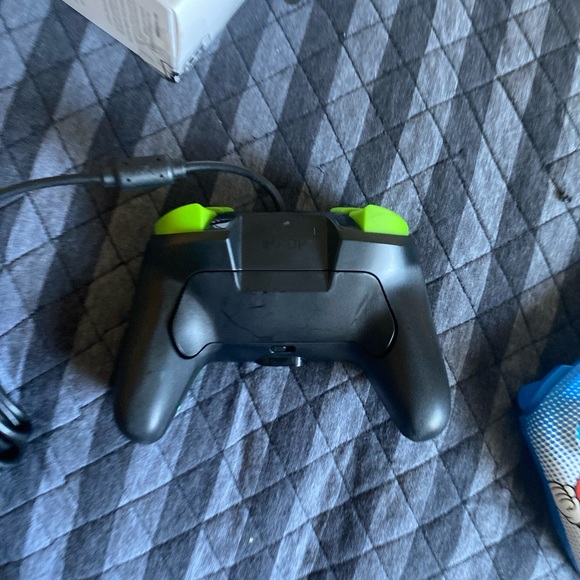 Nintendo switch controller - Picture 4 of 4